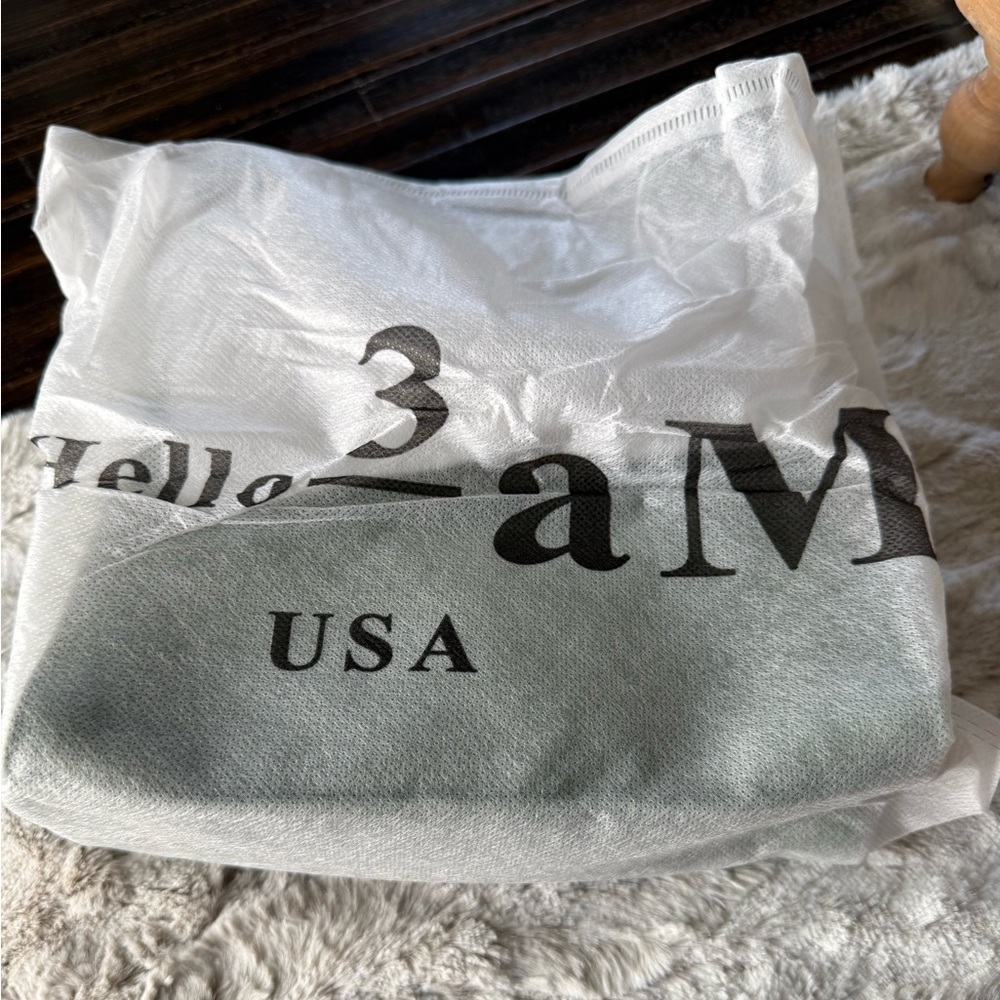 Hello 3am Handbag/Crossbody New - Picture 7 of 7